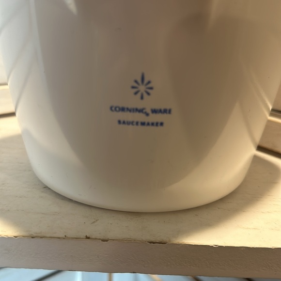 Corning Ware Blue Cornflower Sauce Maker - Picture 3 of 4